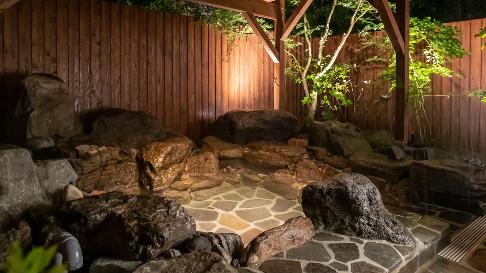 【貸切風呂】離れにある癒しの空間で家族団らんのひと時を(有料2600円/50分)