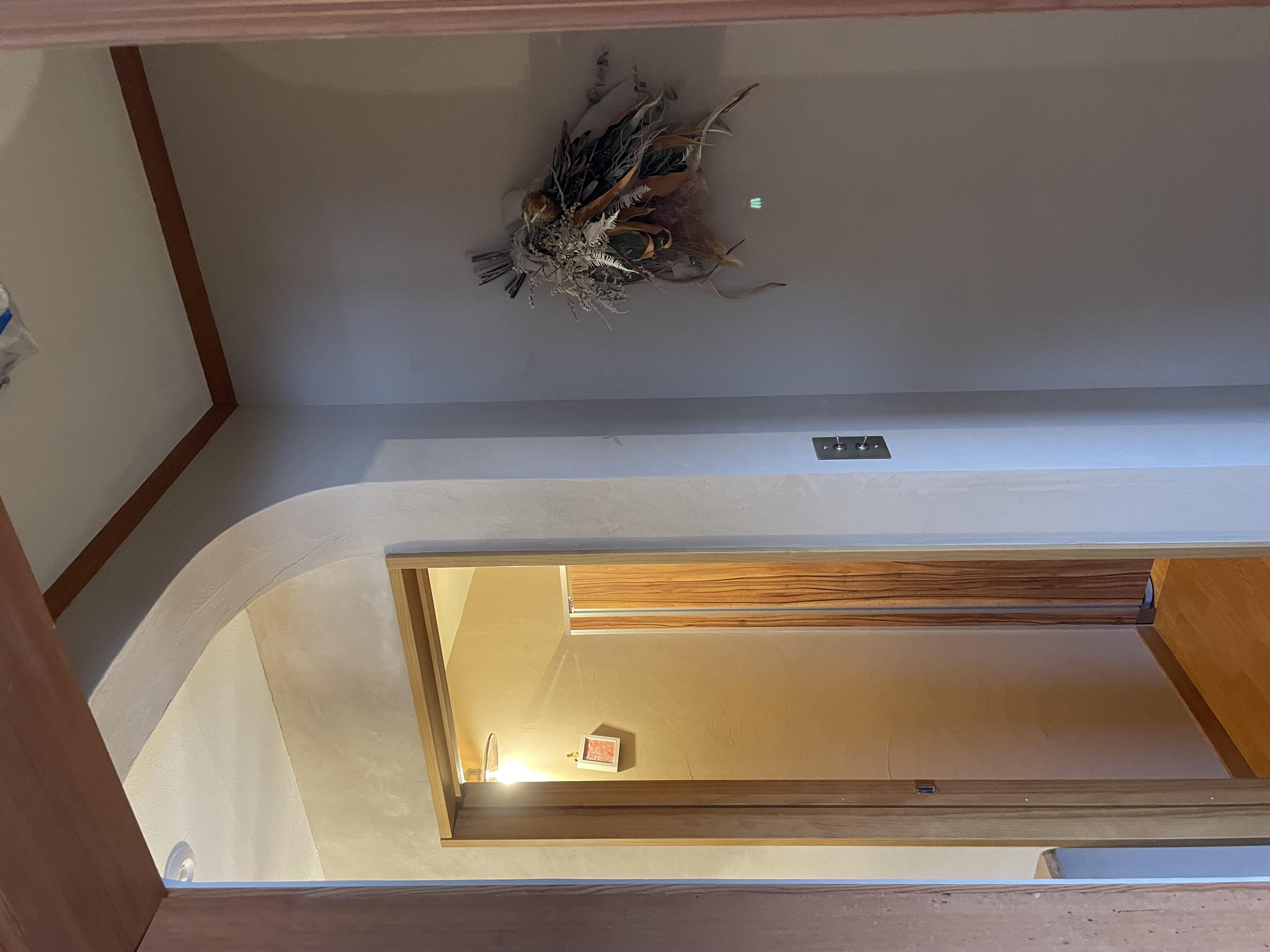 【ペンション】共用洗面台（2025年にリニューアルいたしました！）