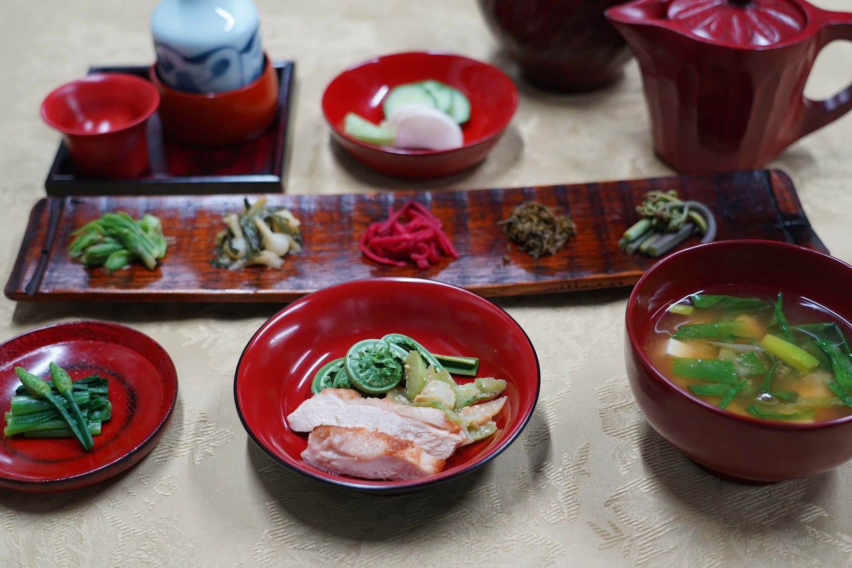 【ゴールデンウイーク】山菜料理と十割蕎麦付き★春スキー割引　塩の道散策　岩岳マウンテンリゾート等