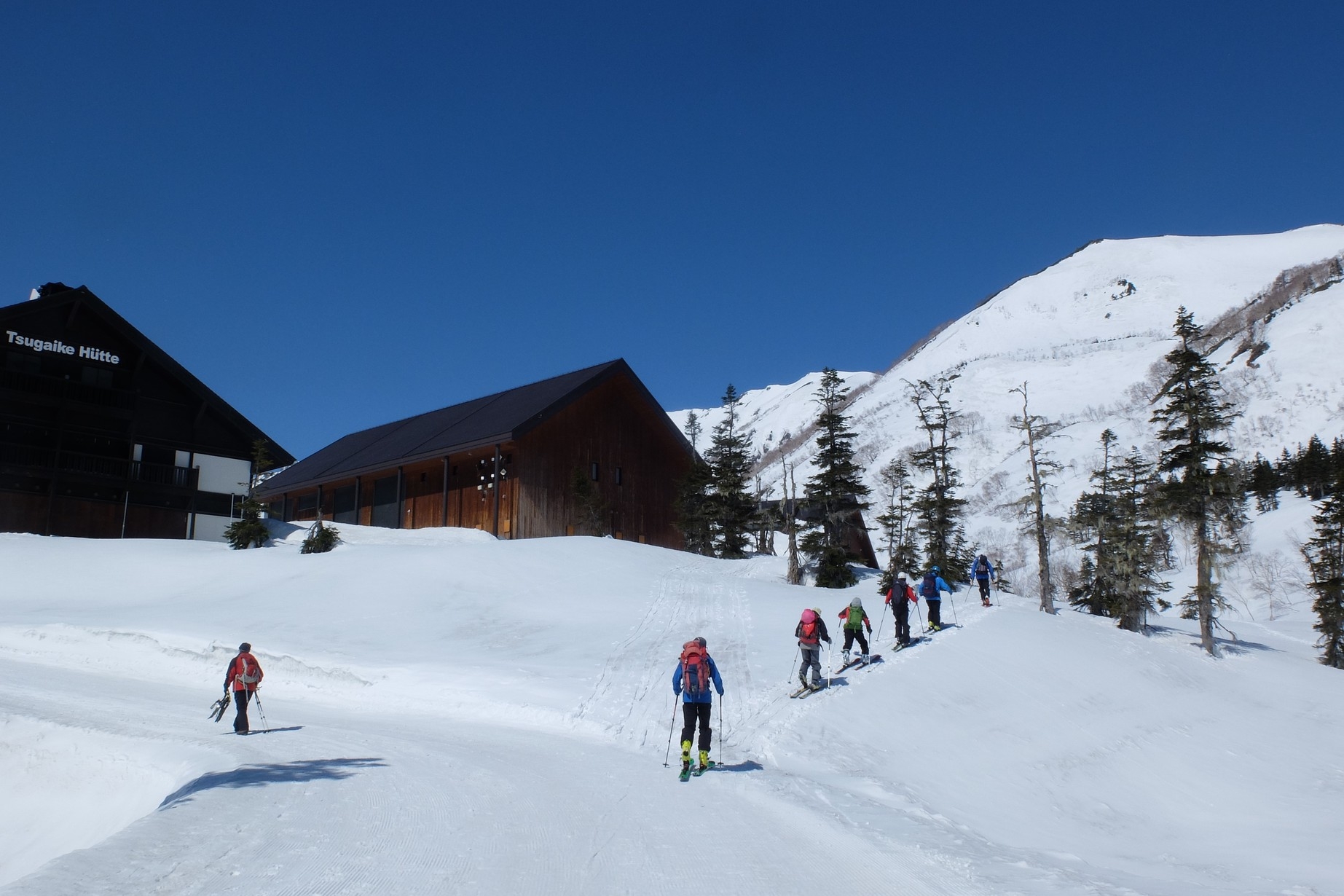 【ゴールデンウイーク】山菜料理と十割蕎麦付き★春スキー割引　塩の道散策　岩岳マウンテンリゾート等
