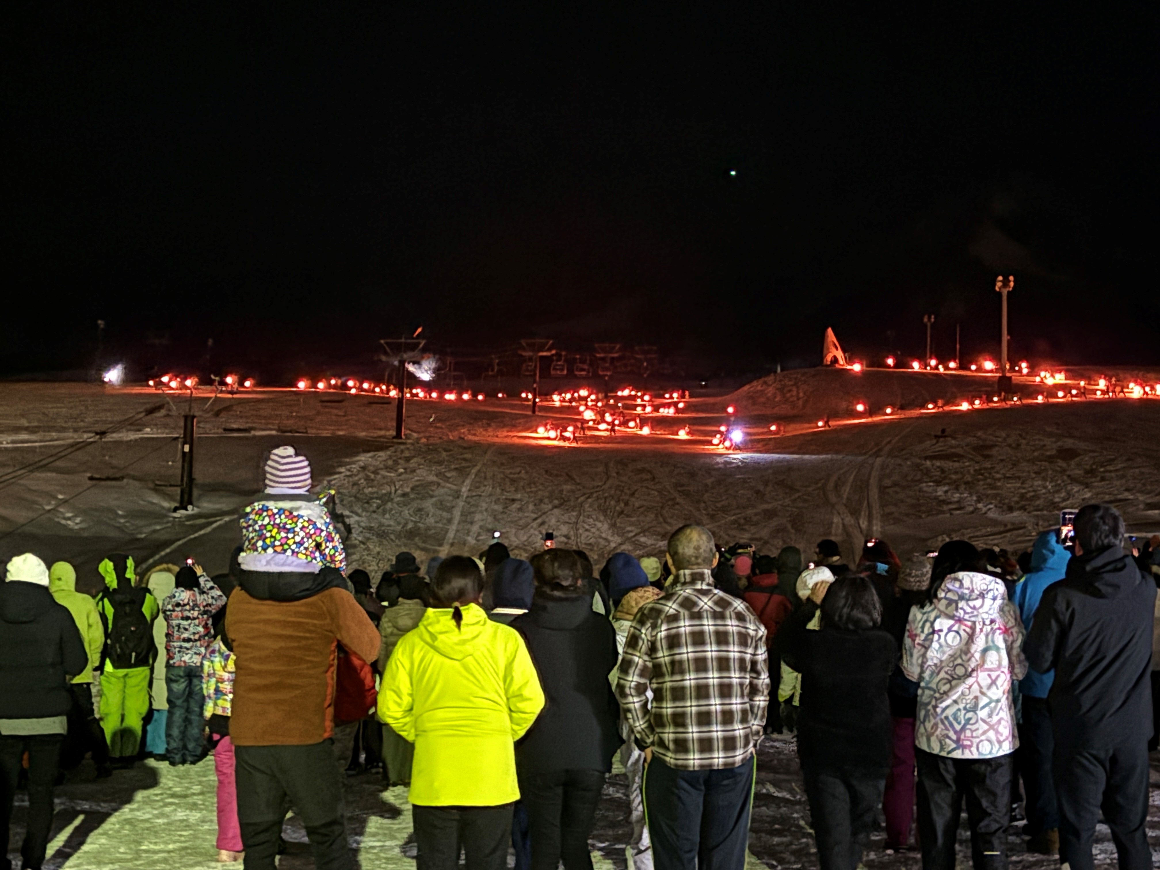 雪の祭典 松明滑走