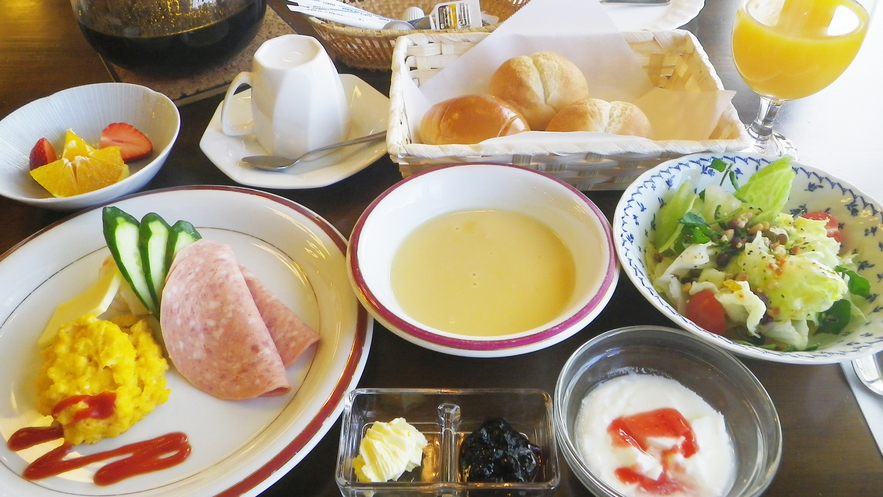 【2食付】ゲレンデ直結のスポーツロッジ♪裏ダボスのリフト乗場すぐ／格安リフト券販売／朝風呂OK！