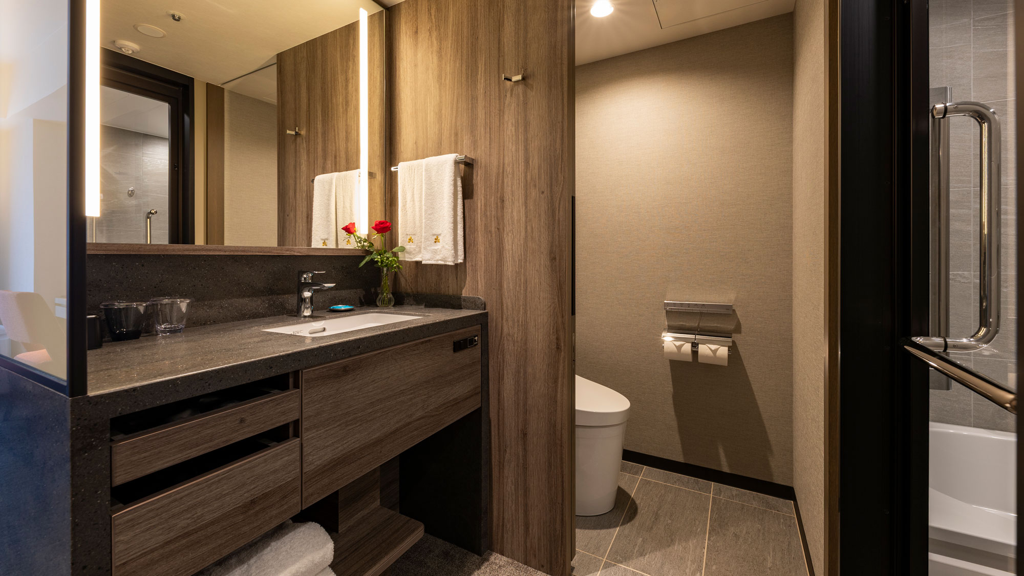 【ツインシティサイド・ユーティリティ】