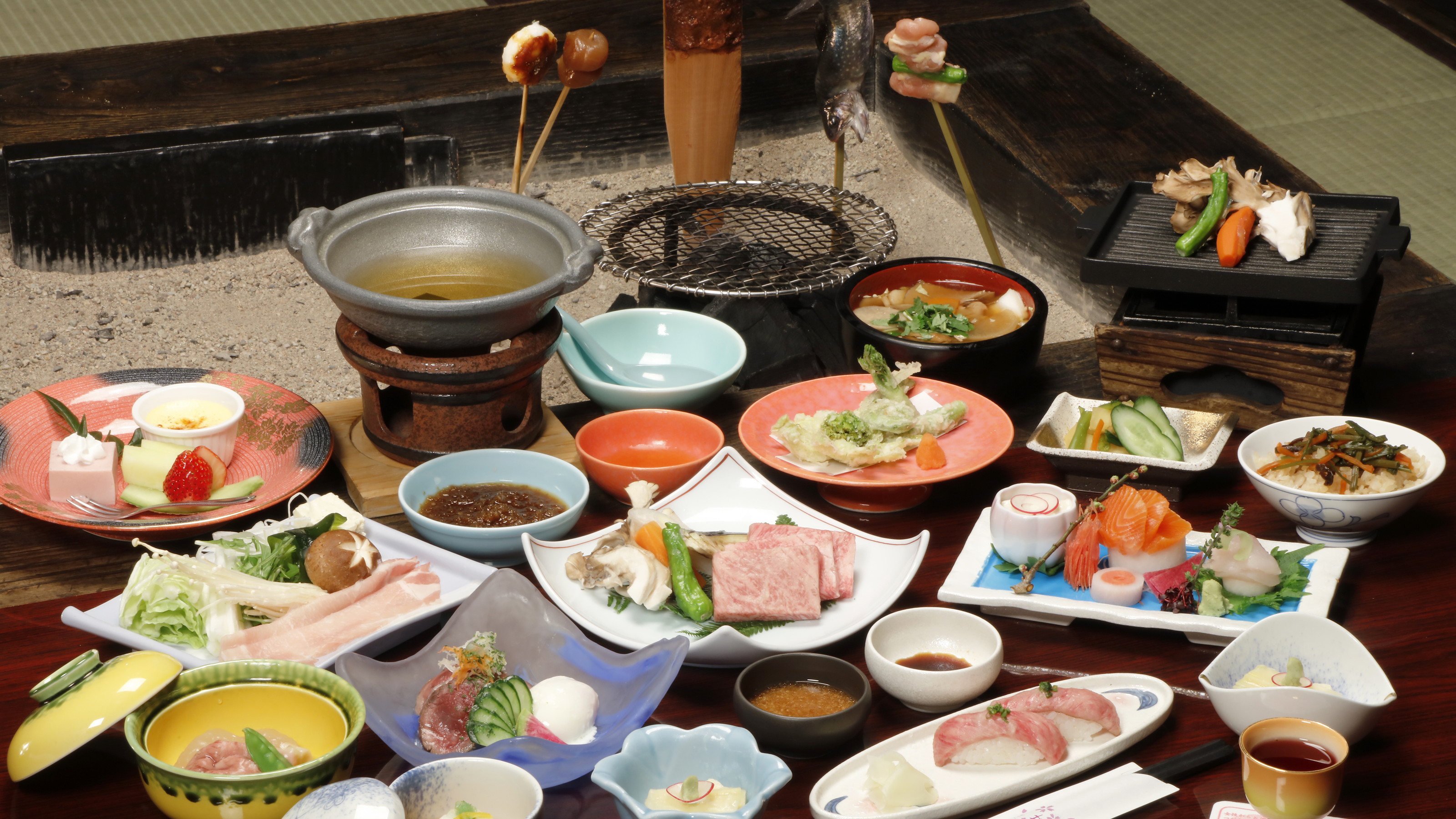 【平家お狩場焼◆スタンダード】炎ゆらぐ囲炉裏を囲み旬の食材に舌鼓◆当館名物 840余年の伝統料理