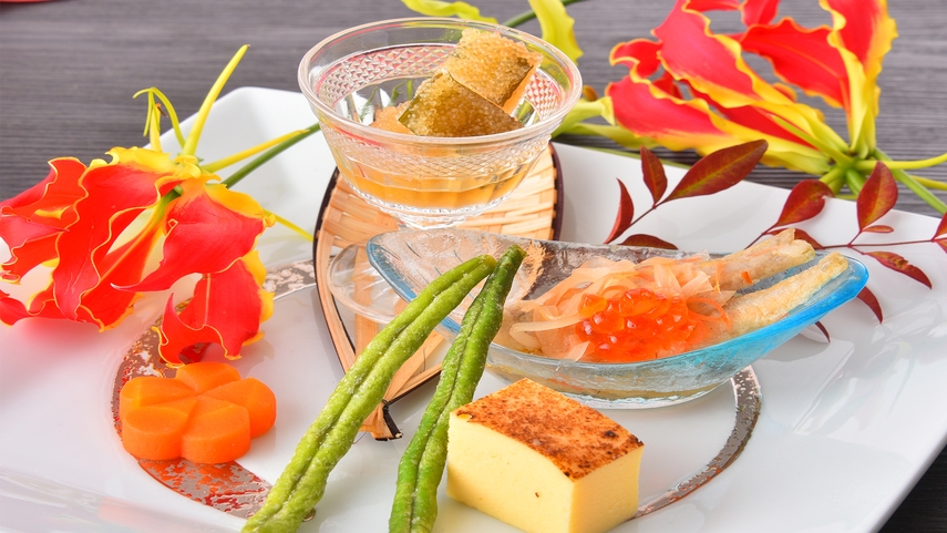 【新発想】★鶏肉が香ばしい鍋★！？小西ホテルオリジナル「焼き鳥鍋」｜日光名産の湯波入り◆