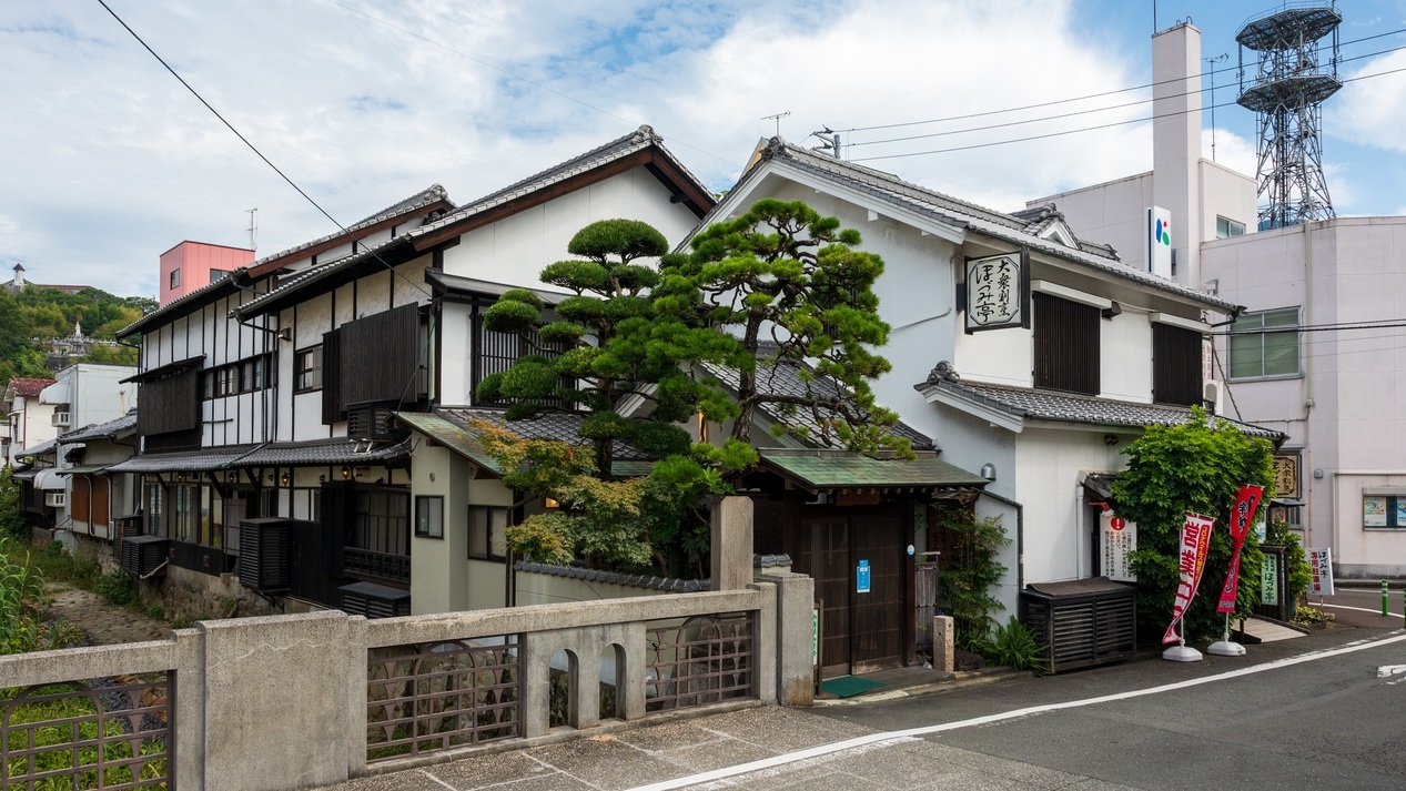 【夕食付プラン】宇和島の老舗ほづみ亭とコラボ！宇和島鯛めし、宇和島さつまめしを堪能！