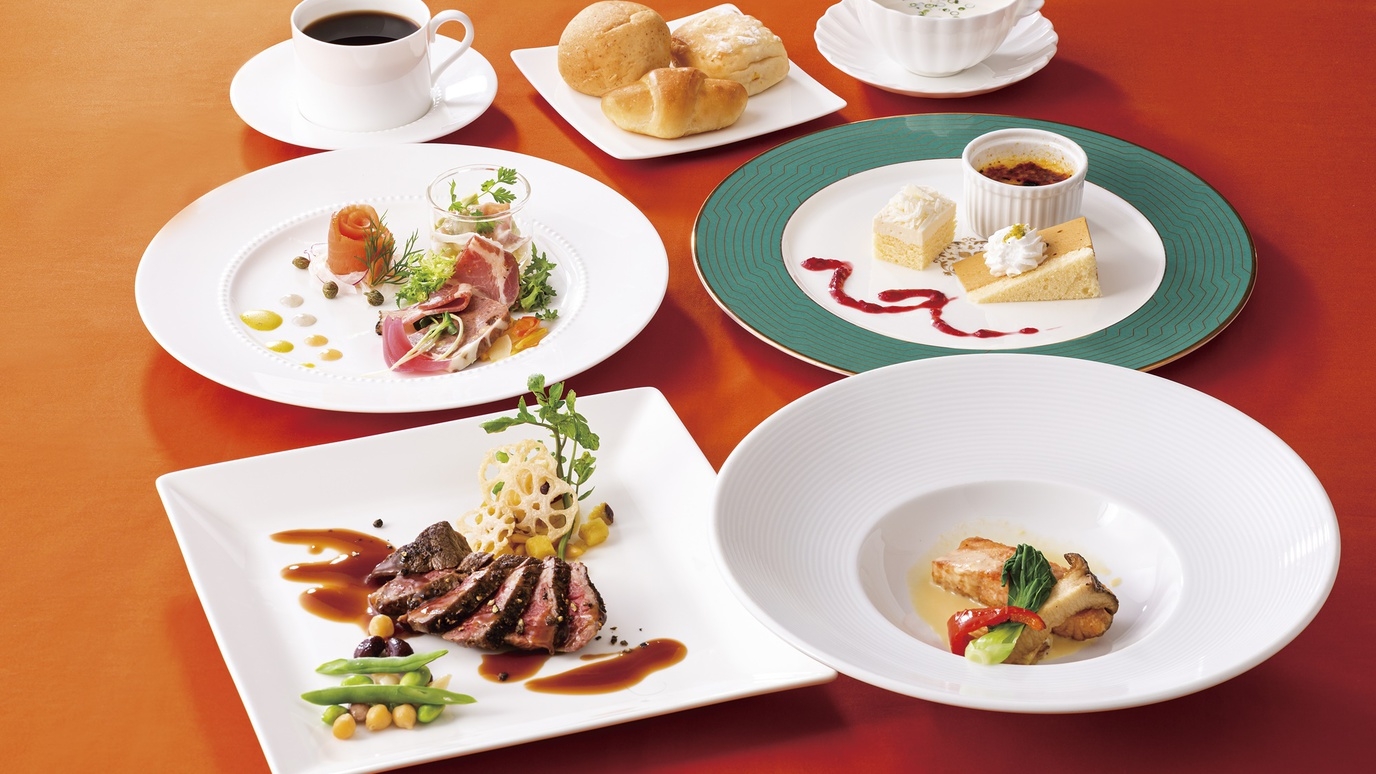 【SAVER】ディナーコース付｜レストラン「カメリア」と朝食ブッフェ＜2食付＞