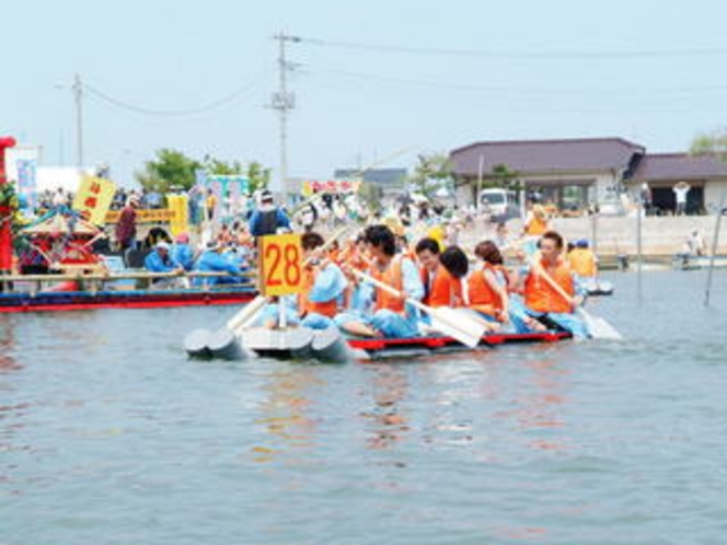 南白亀川いかだのぼり