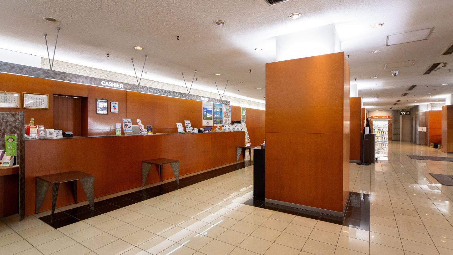 1階ロビーフロント