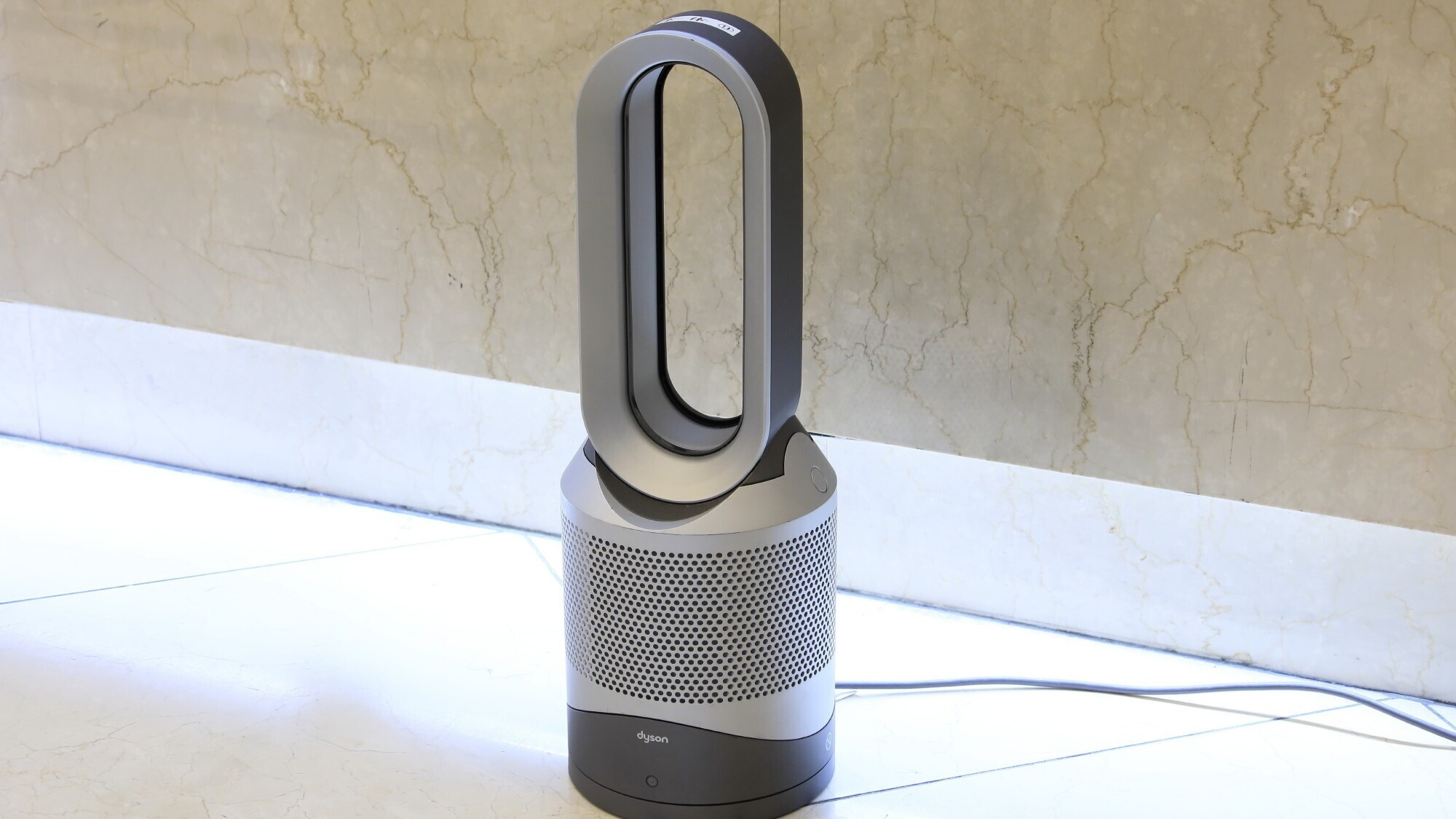 ダイソン冷暖風機（数量限定）