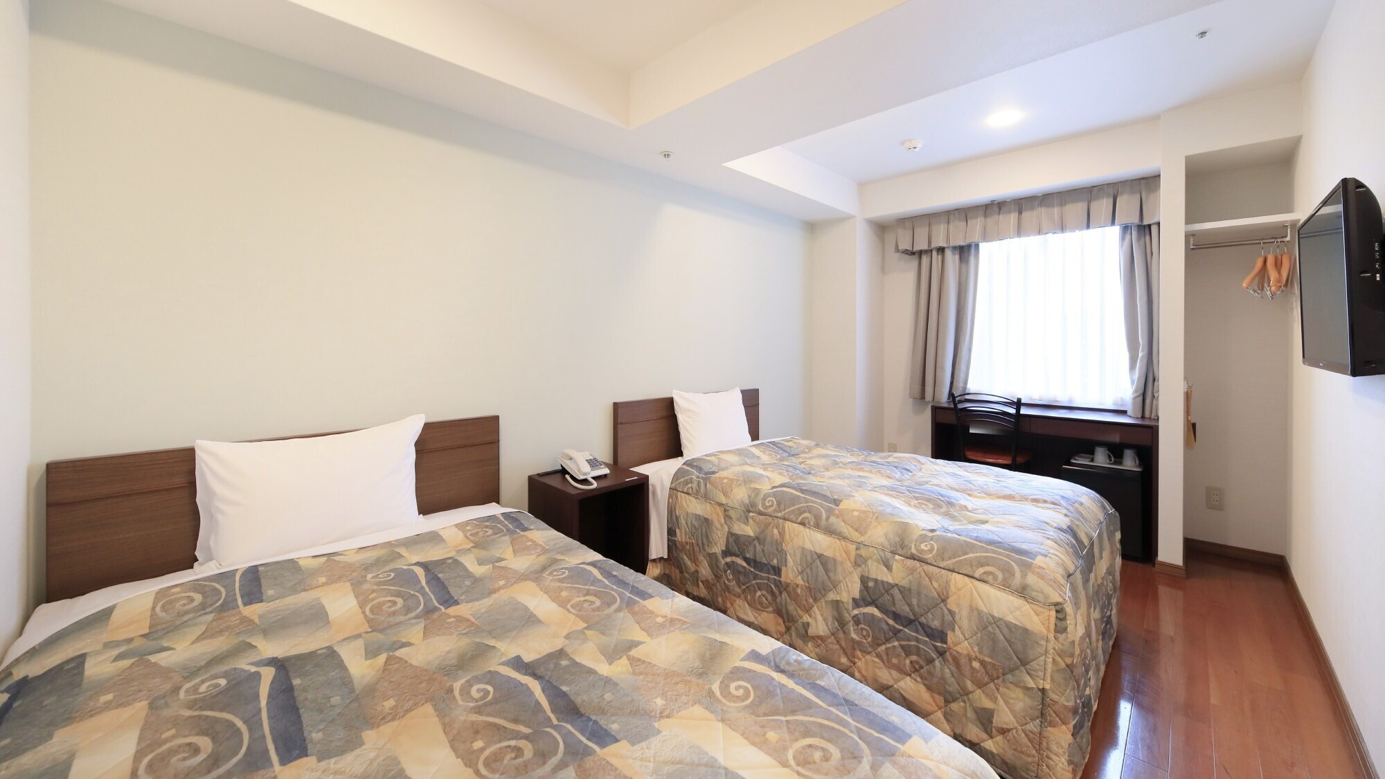 スタンダードツイン