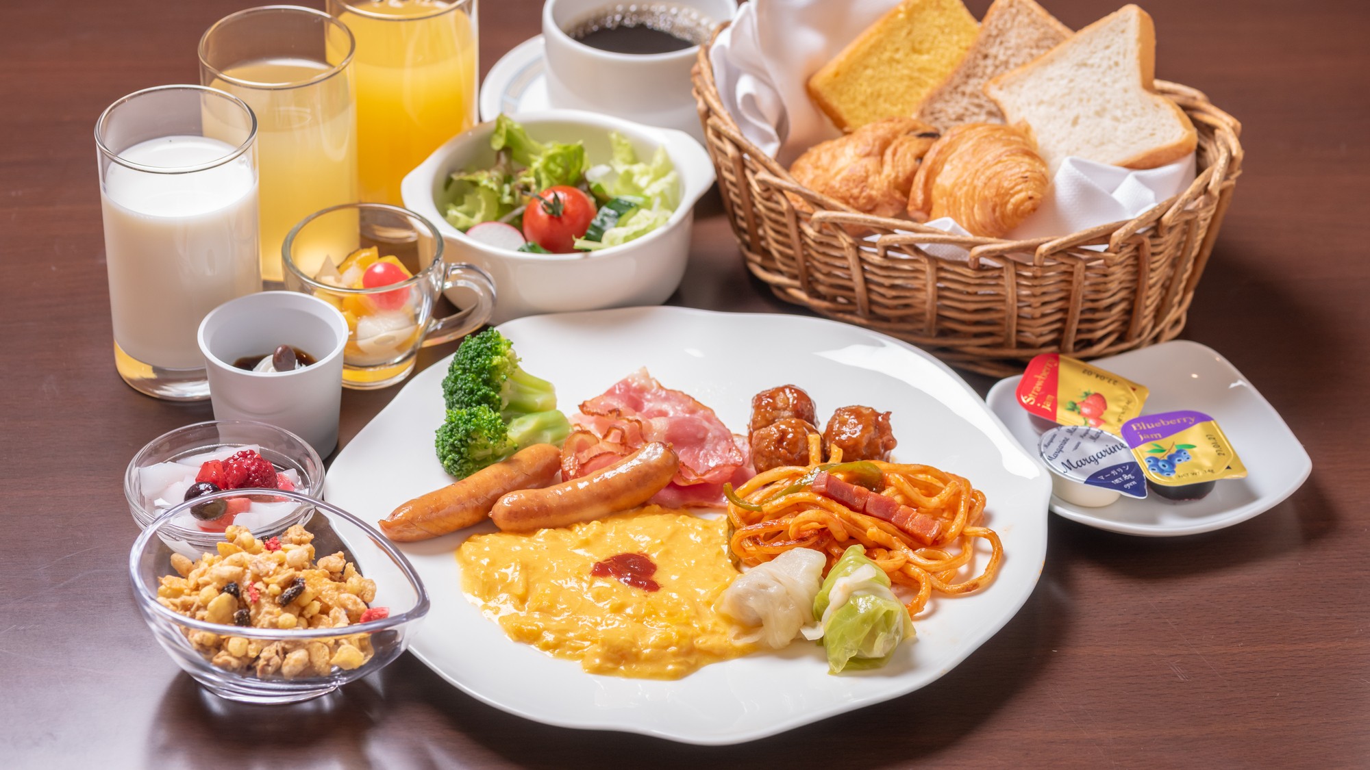 朝食バイキング