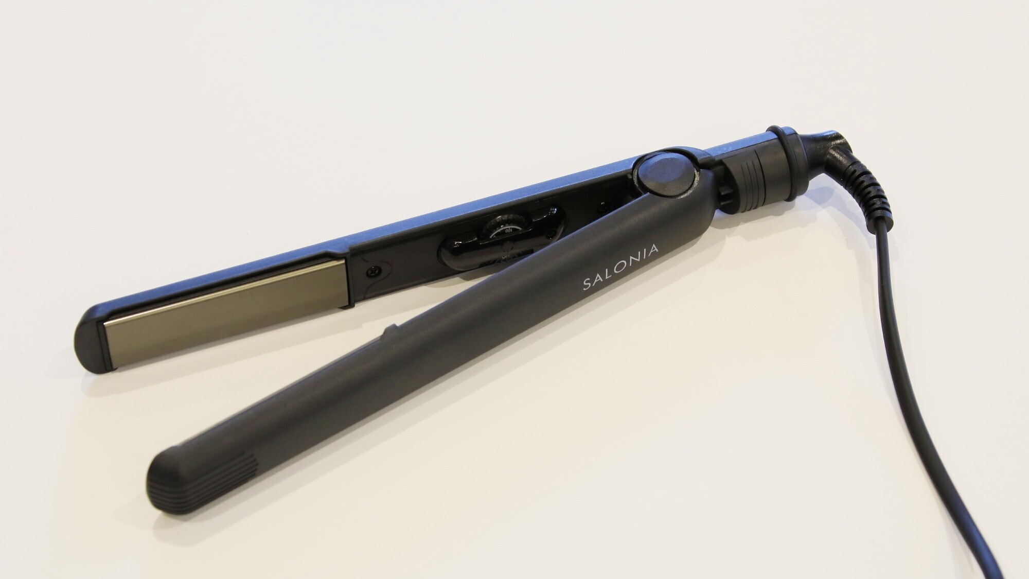 サロニアヘアアイロン（数量限定）