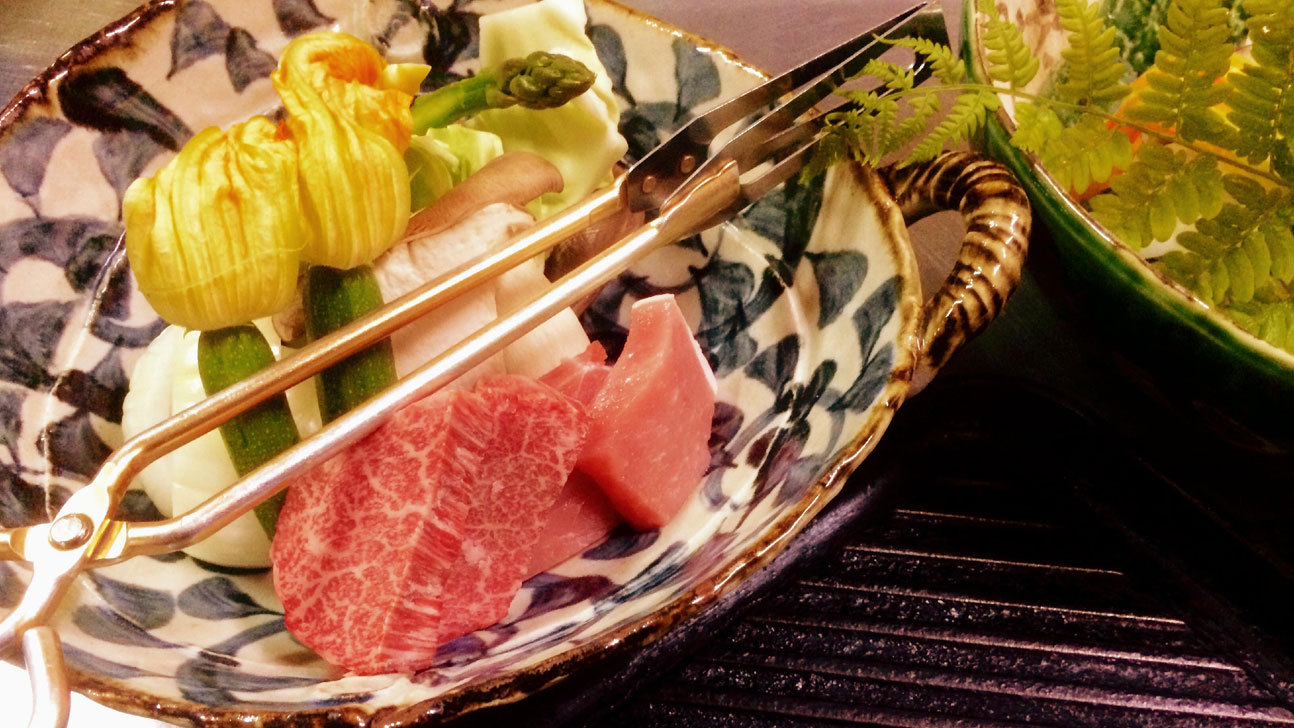 広々な和洋室　基本／五感で味わう季節の炭火懐石料理（A５和牛や川魚串焼き）2種の貸切露天（3階客室）