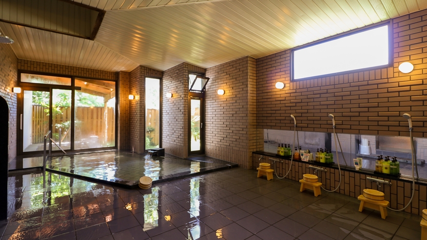 【トレッキング＆ハイキング】　☆天然温泉と夕朝食付き☆　きれいな空気と自然を満喫しよう！