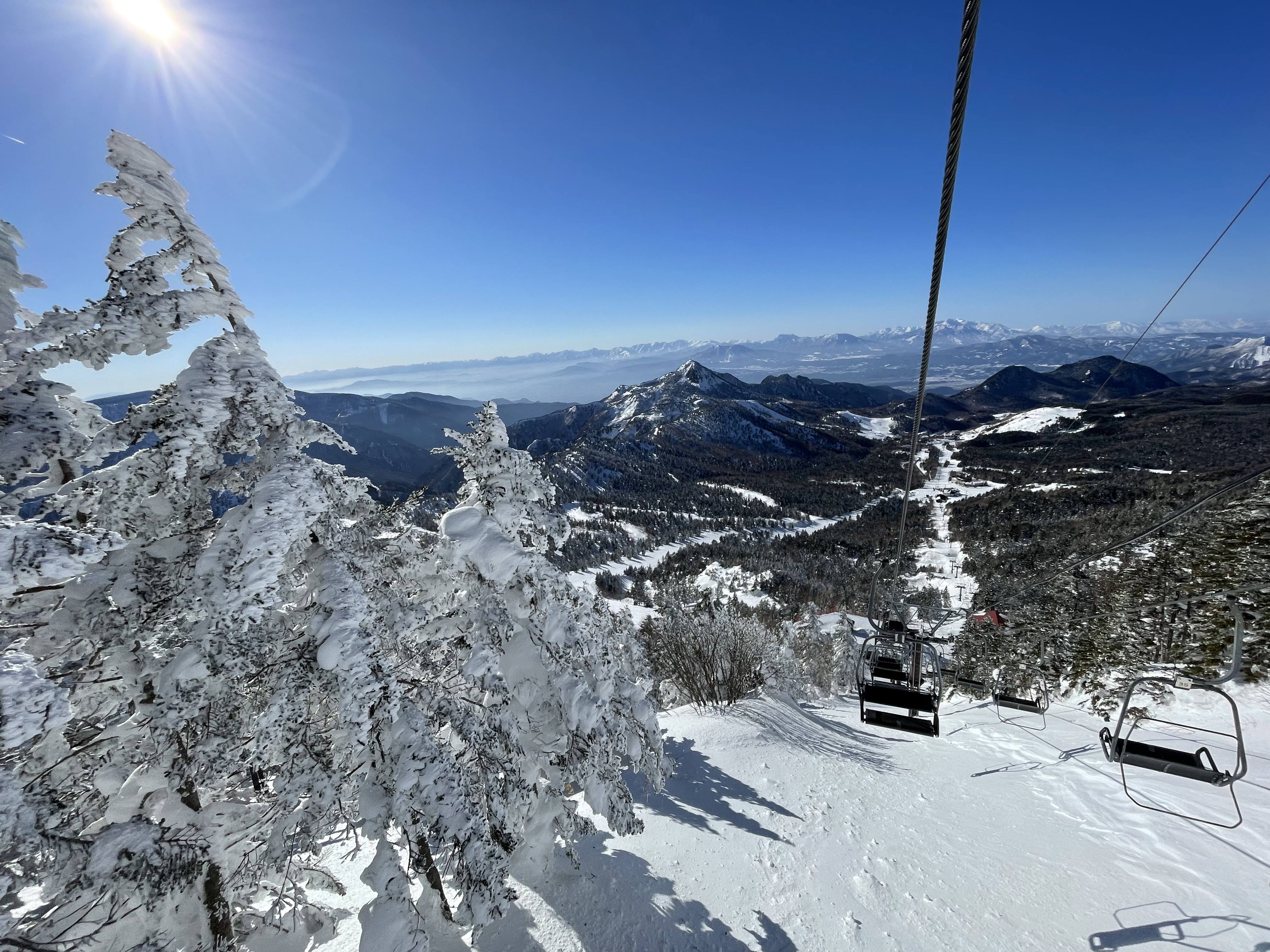 横手山リフトから