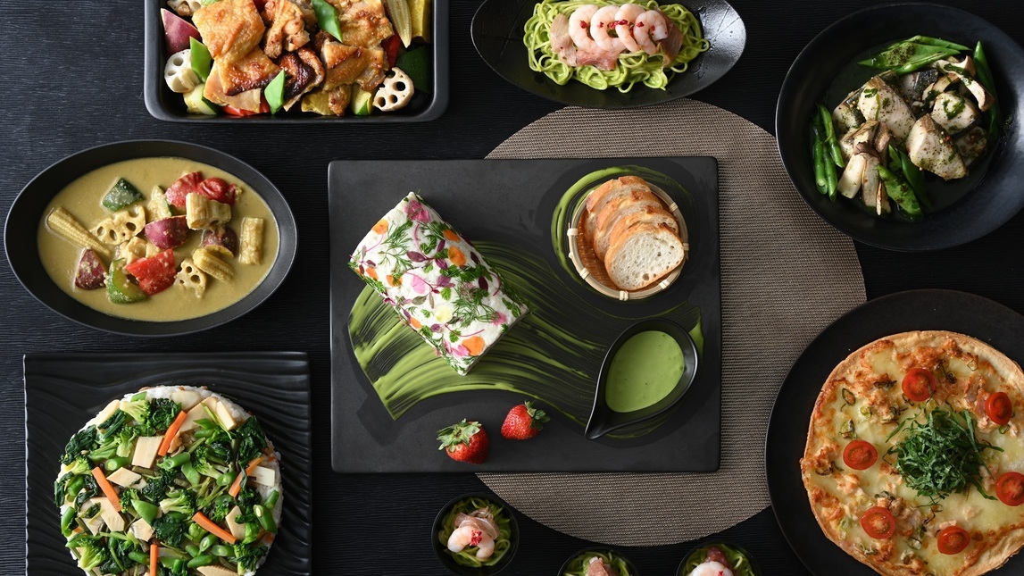 ランチ＆いちごスイーツ食べ放題！Strawberry lunch buffet〜和庭園〜