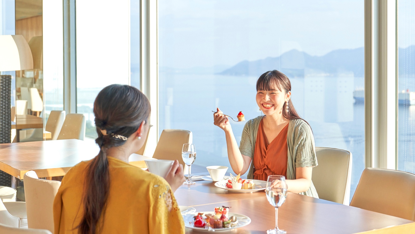 ランチ＆いちごスイーツ食べ放題！Strawberry lunch buffet〜和庭園〜