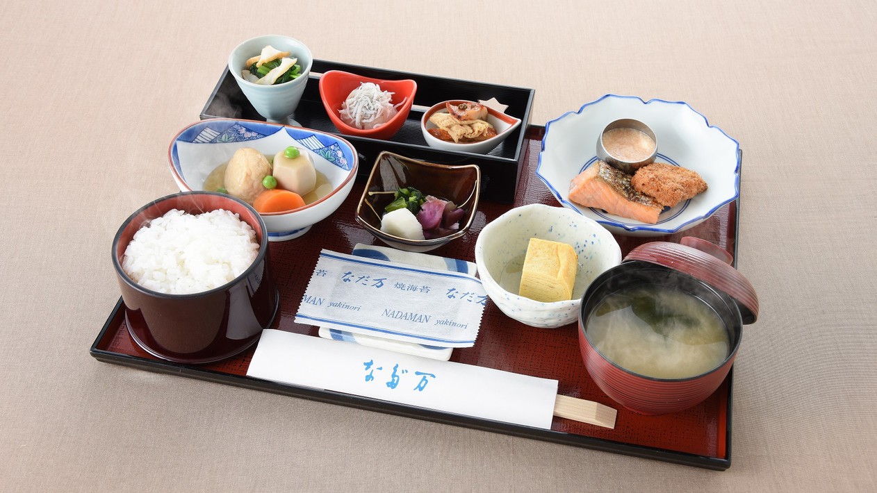 ＜お部屋でゆっくり夕食＞選べるステーキ弁当または牡蠣フライ弁当（朝食・温泉付）.