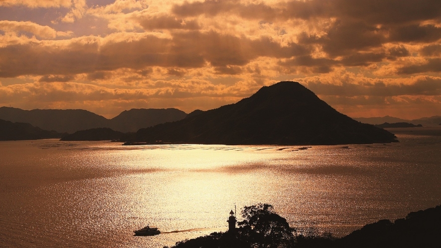 瀬戸内の夕景