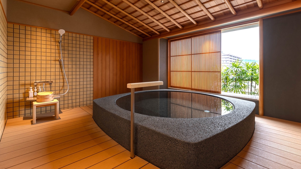 【露天風呂付スイート】六甲64平米／川側