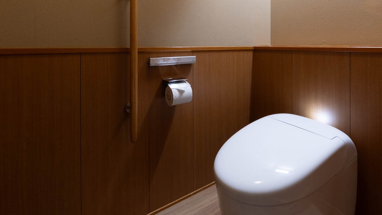 【露天風呂付スイート】羽衣64平米／川側