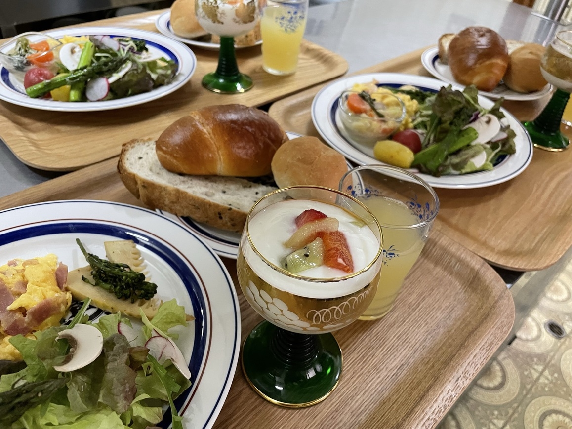 【朝食付き】地元野菜たっぷりのやさしい朝ごはん♪海を眺めてゆったりスタート◎夕食は持ち込みOK