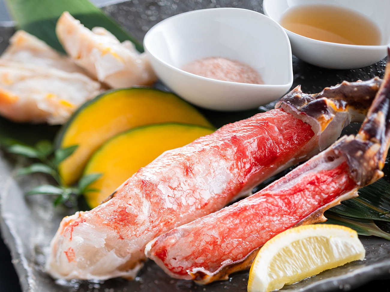 【グルメプラン】焼きタラバガニ付 1泊2食 基本バイキングプラン