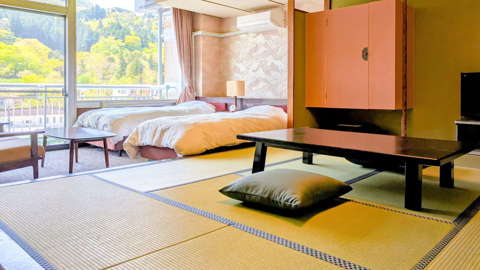 スタンダード和洋室ツイン6名定員 シャワーのみ(本館)