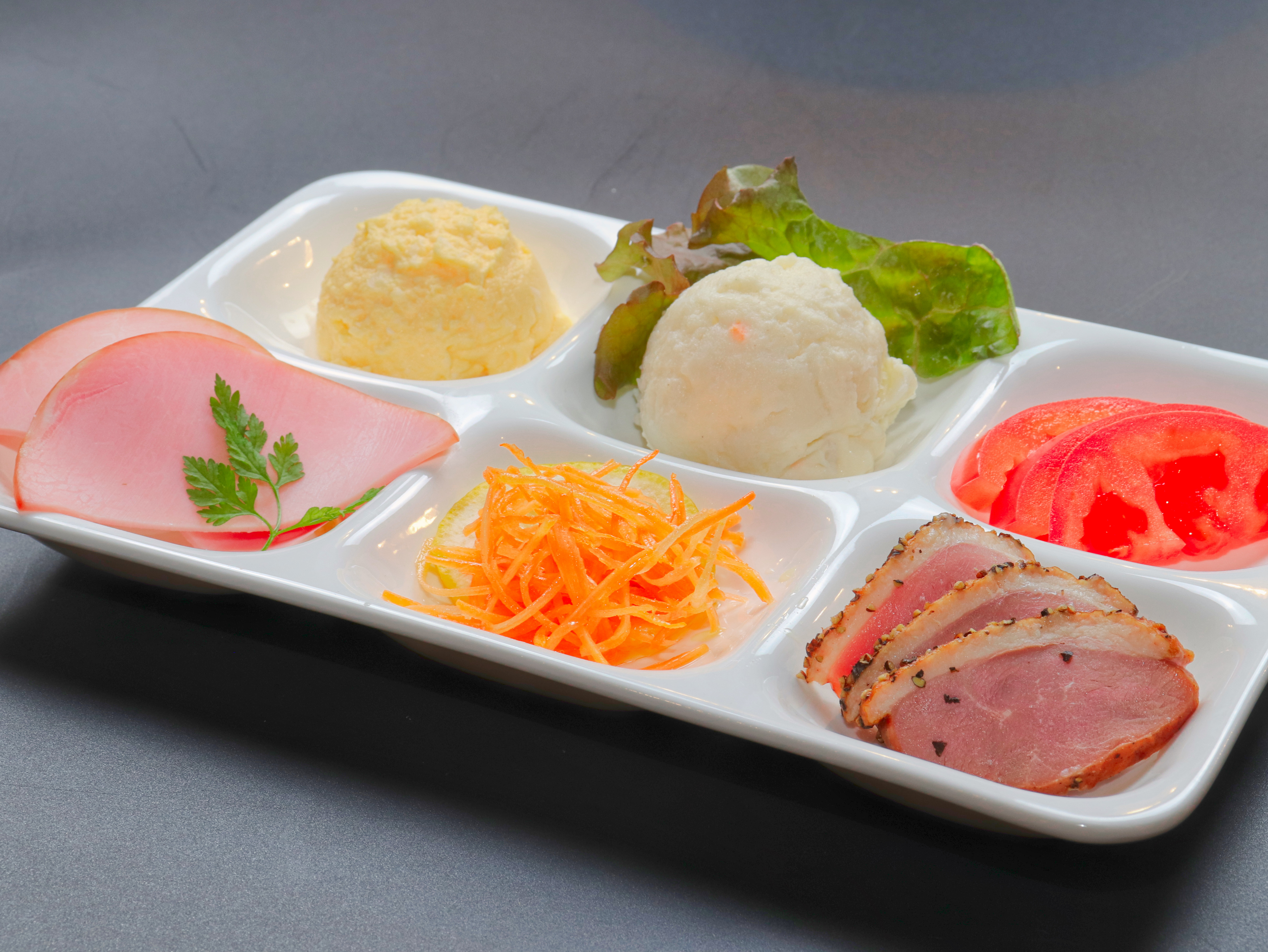 ～洋食コース～仕入れ状況で変更になる可能性がございます。＊画像はイメージです。