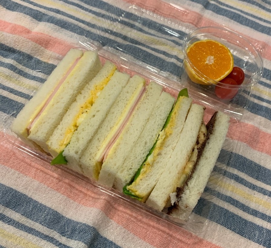 ♪　夜明けとともに出発したい　♪　そんなときは弁当付きハイキングプラン！！
