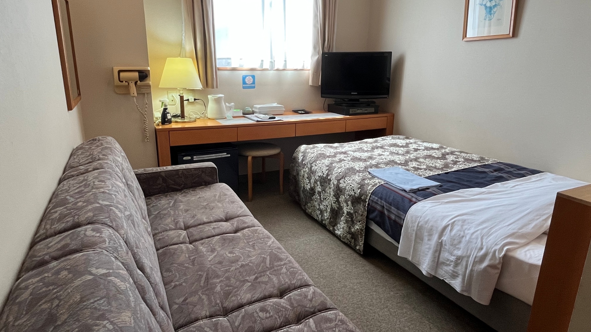 *シングルB・14平米＜禁煙＞／通常シングルよりやや広いお部屋です。