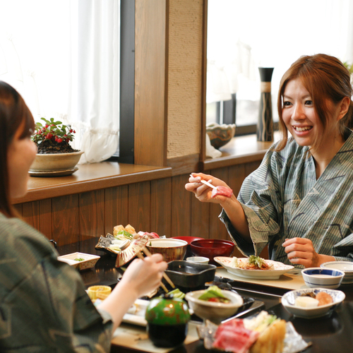 お食事風景