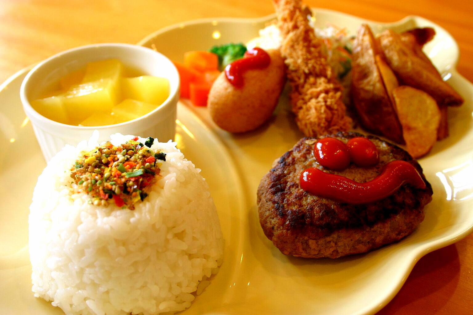 お子様プレート／お子様用のメニューです。