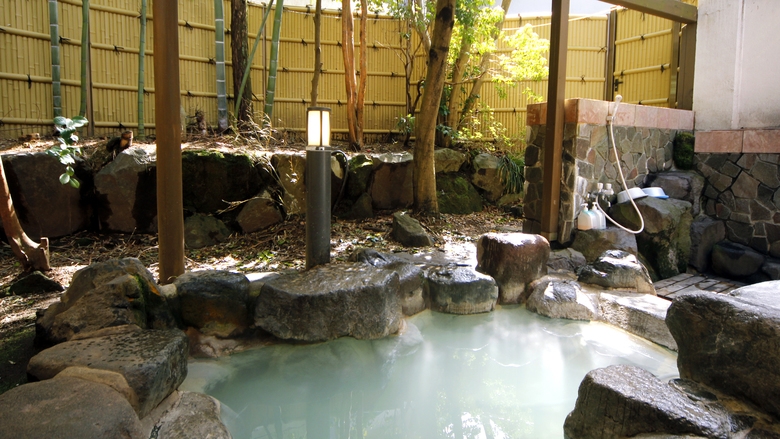 [部屋食]24時間入浴OK♪箱根で温泉三昧★白にごり湯と旬のお料理を堪能【HG2食付】