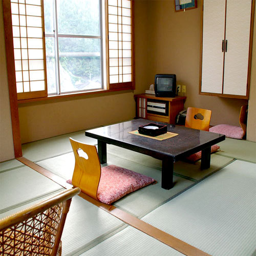 7,5 tấm chiếu tatami ở phía đường phố