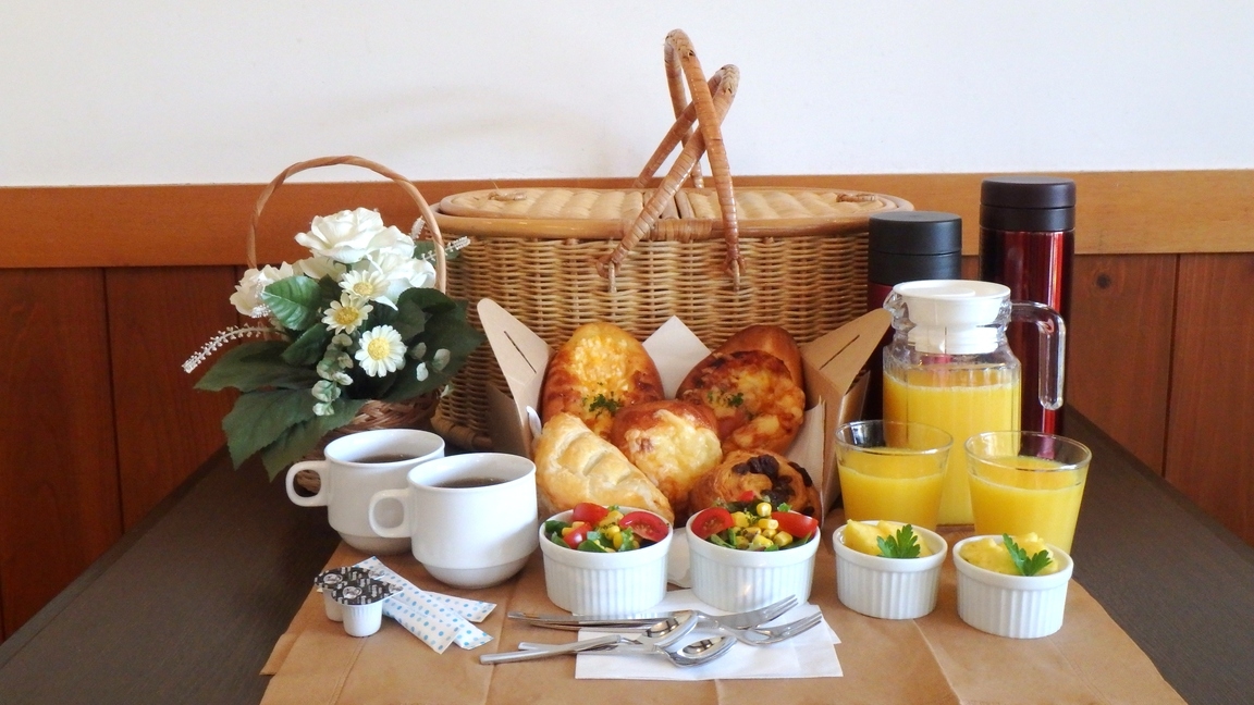 【2泊2朝食】　焼き立てパンのお部屋で朝食♪　天然温泉（加温）貸切露天無料！【桜の湯1ヶ所営業】