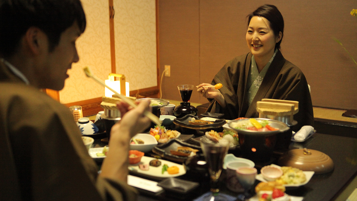 【お部屋食】周りを気にすることなく、ゆっくりと食事の時間をお楽しみください♪