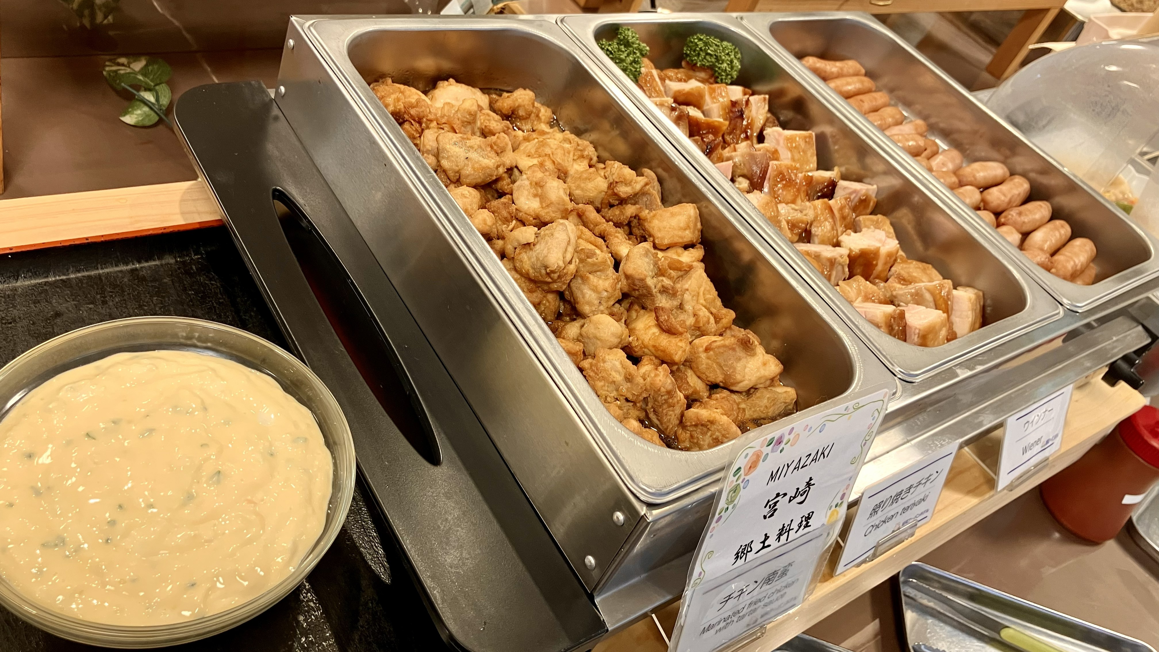 朝食バイキング