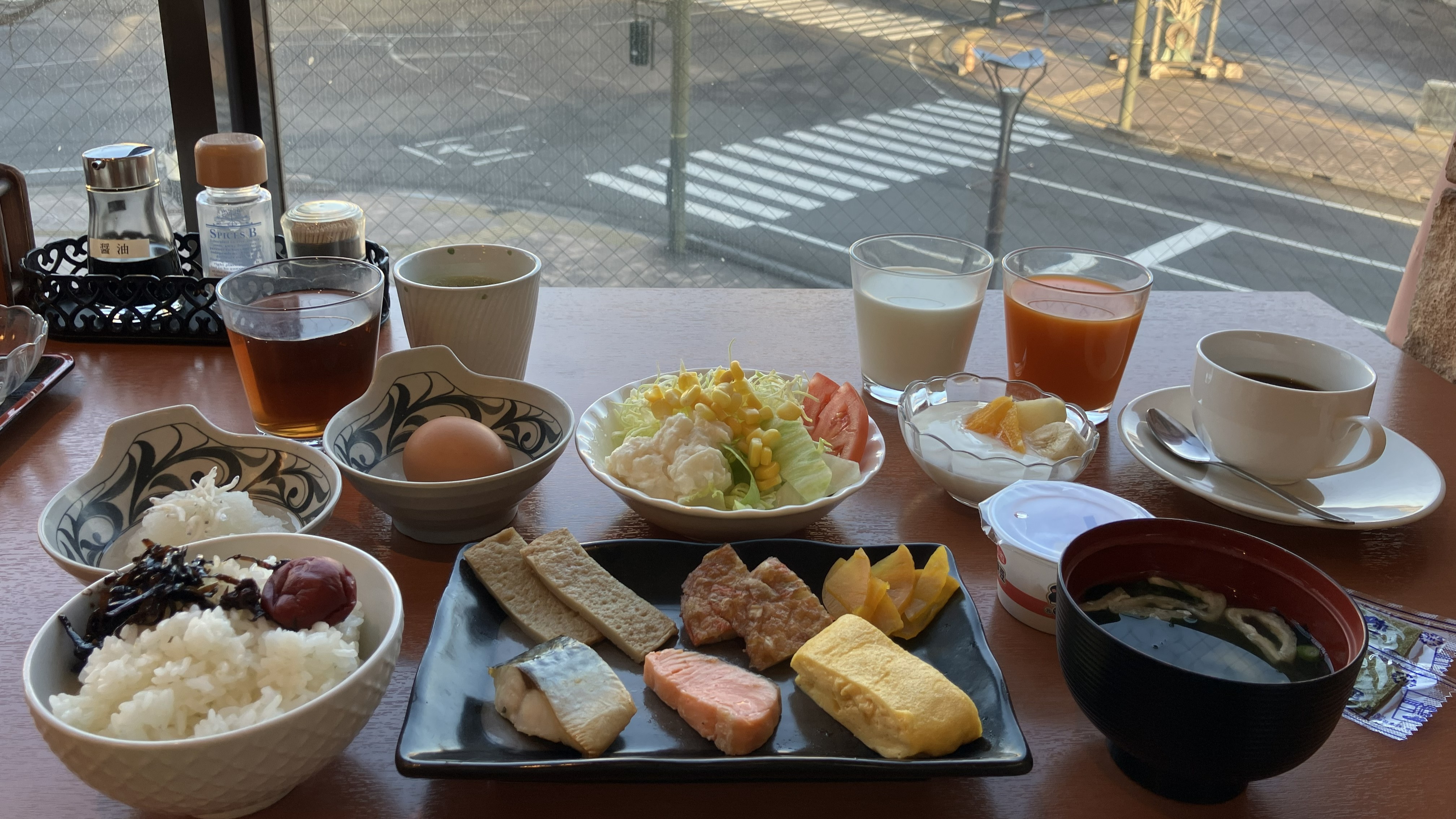 朝食バイキング