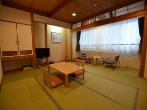 和室12.5畳間【Ｂ】