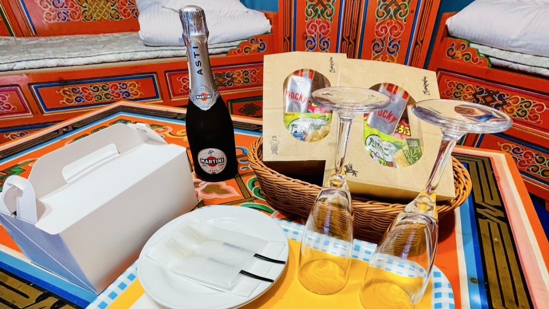 【レディース限定5大特典付】モンゴルの民族衣装や色鮮やかなかわいいゲルで楽しい女子旅