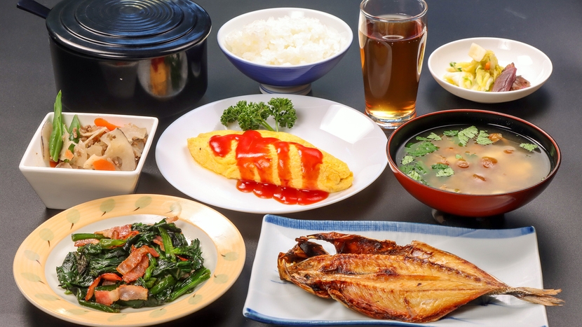 【4/26〜5/6　オンラインカード決済専用★朝食付き】女将の日替わり和朝食でパワーチャージ！！