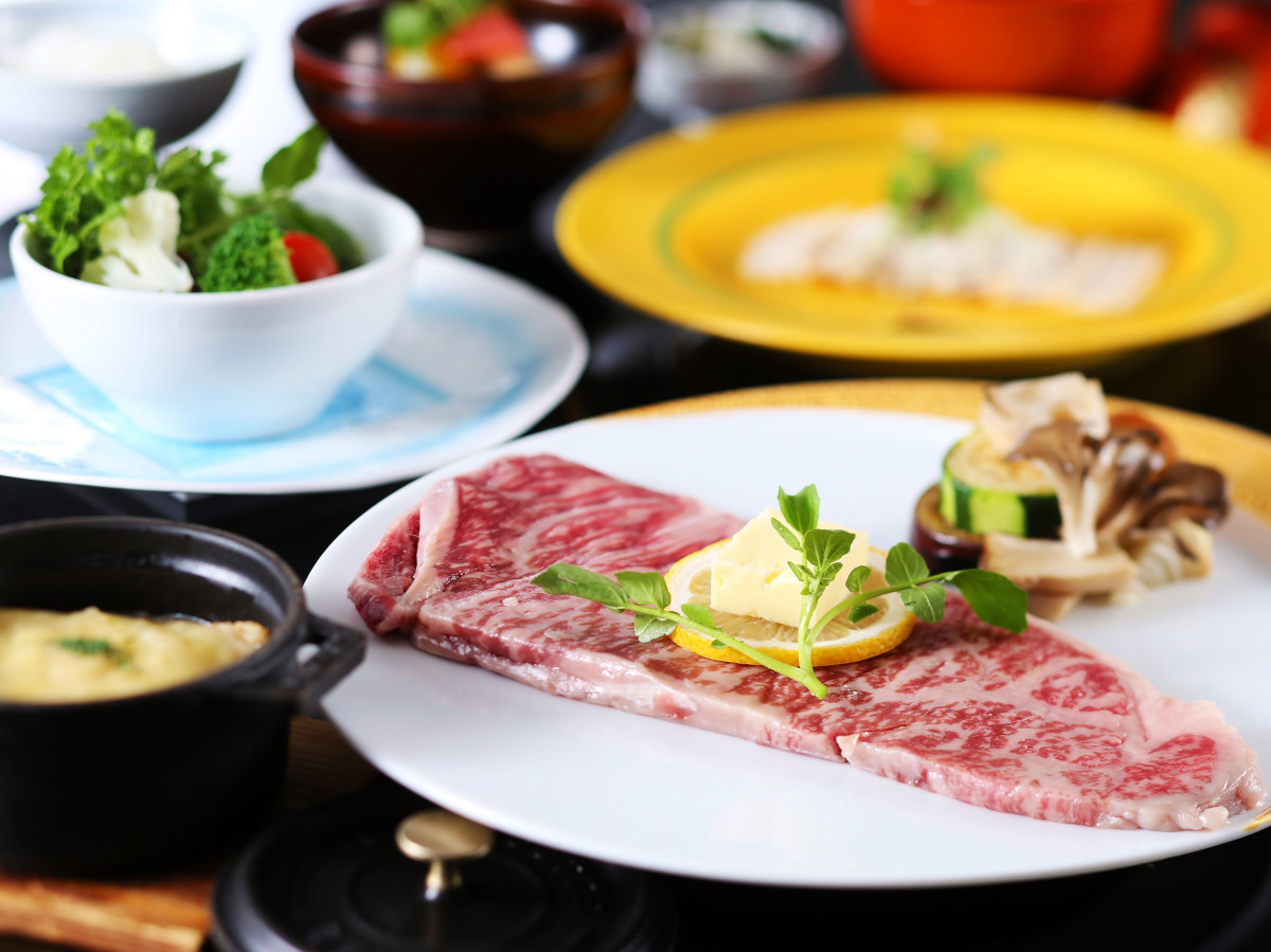 【日帰り】ダイニング時分時｜旬菜時記　洋食プレミアムコース≪黒毛和牛ステーキランチ≫