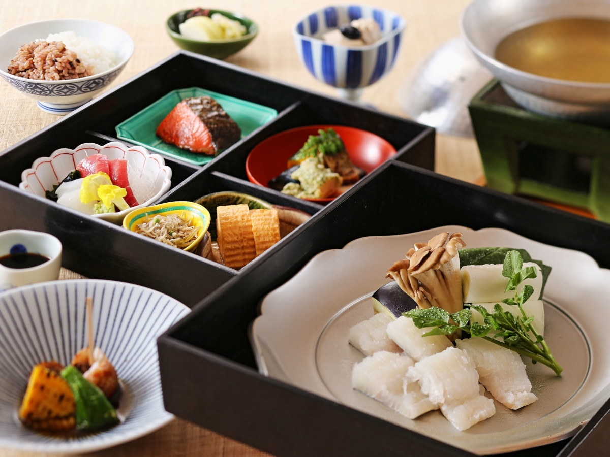 【日帰り】ダイニング時分時｜旬菜時記　和食スタンダードコース　≪鱧鍋膳≫
