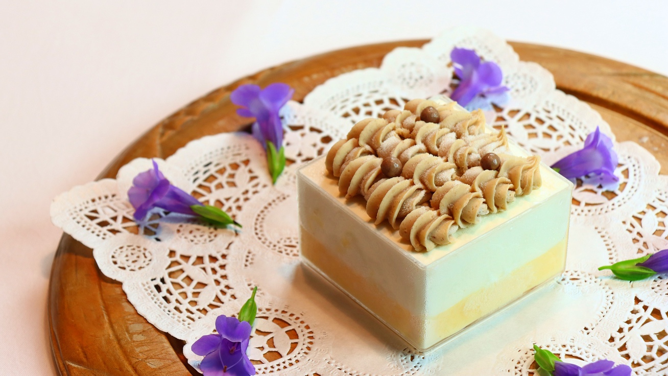 【記念日】特別な日を彩る特製ケーキとハーベストディナーで華やかに♪＜ゆったり過ごす1泊2食付＞