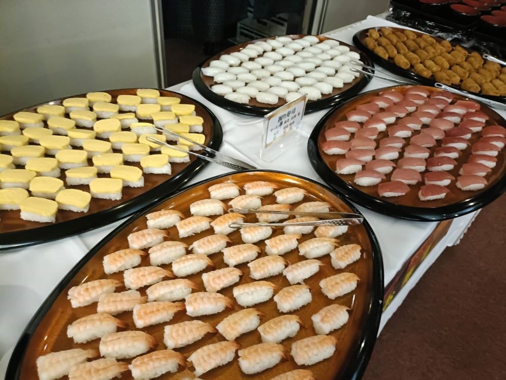 冬を満喫■2025-26年末年始限定■標高1，000ｍの大自然を満喫≪夕朝食バイキング≫★特典付★