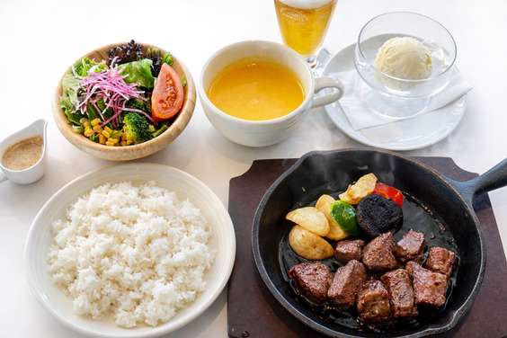 【平日限定！1泊2食付きプラン】静岡の海の幸や焼肉、和洋中と選べる豪華な夕食付き♪