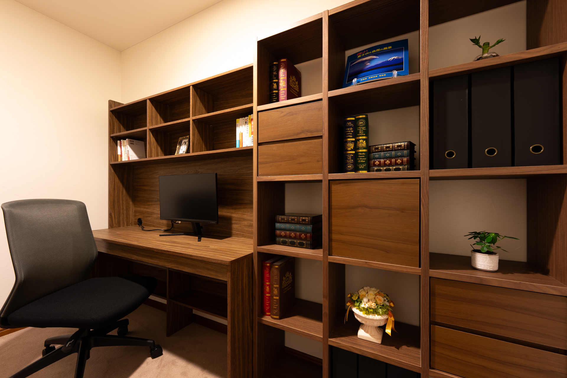 オーナールーム洋室（書斎）