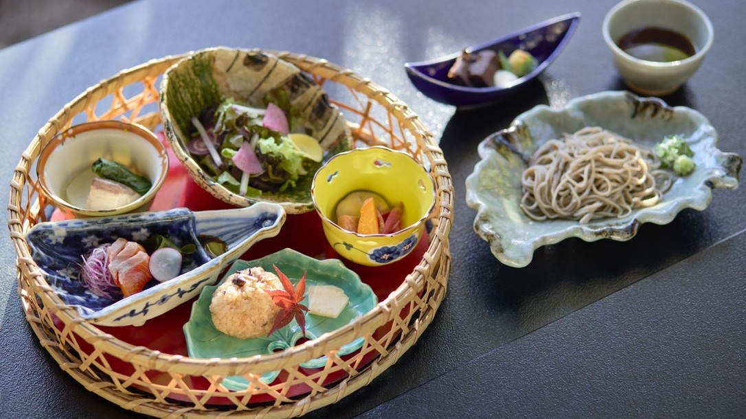 花かご膳